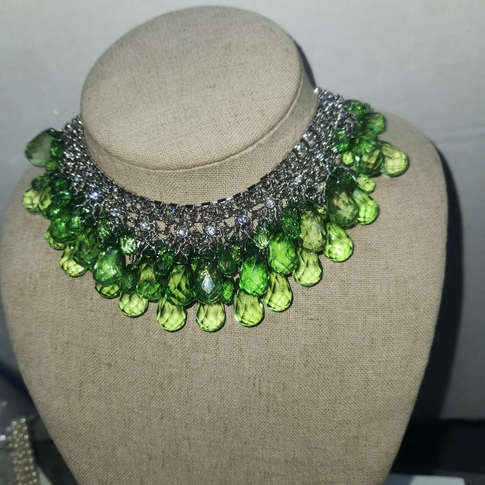 Scaasi Green Crystal Bib Necklace‎ Silver Tone Rhinestone Statement